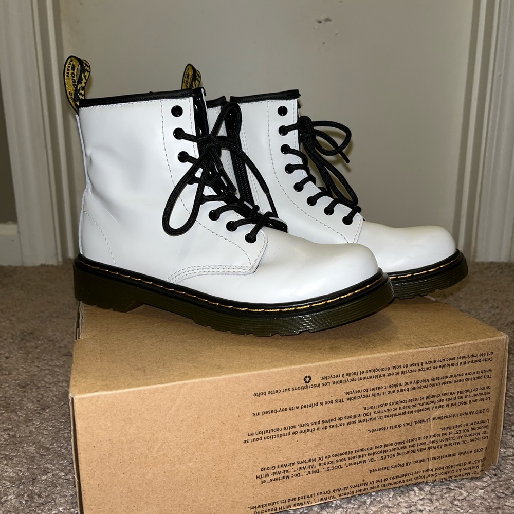 Kids Dr Martens